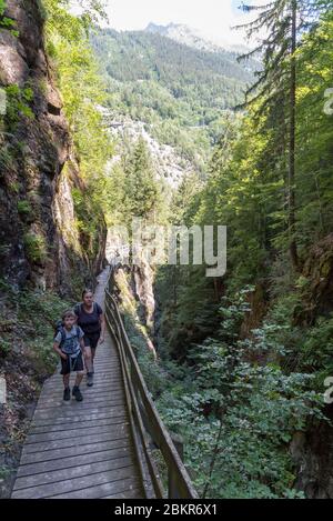 Svizzera, Vallese, Trient, Trient Valley, Espace MontBlanc, Gorges de T?te Noire, sul cantiere delle Gorges de T?te Noire (MR) Foto Stock