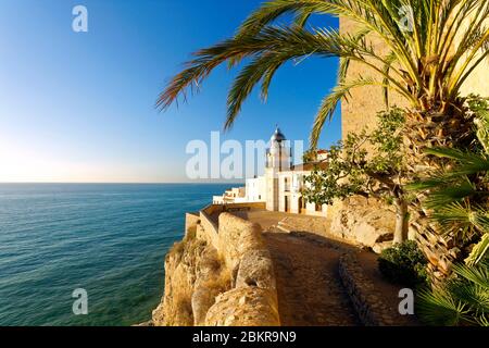 Spagna, Comunità di Valencia, Costa del Azahar (Costa Azahr), Peniscola, mura della città vecchia Foto Stock