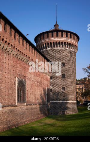 L'Italia, Lombardia, Milano Castello Sforzesco, costruito nel XV secolo dal Duca di Milano Francesco Sforza Foto Stock