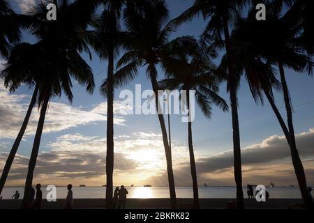 Filippine, Isola di Luzon, Manila, Roxas Boulevard, Baia di Manila Foto Stock