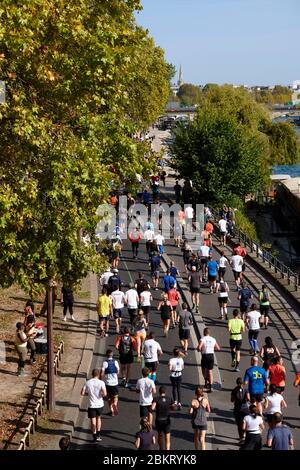 Francia, Parigi, via Georges Pompidou, 20 km de Paris Foto Stock