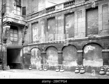 Hôtel de Lauzun ou Hôtel de Pimodan - Cour intérieure côté ouest - Parigi 04 - Médiathèque de l'architecture et du patrimoine - Foto Stock