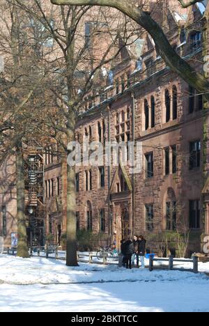 Memorial Quadrangle 242 Elm Street, New Haven, Connecticut 06510, Stati Uniti di James Gamble Rogers Foto Stock