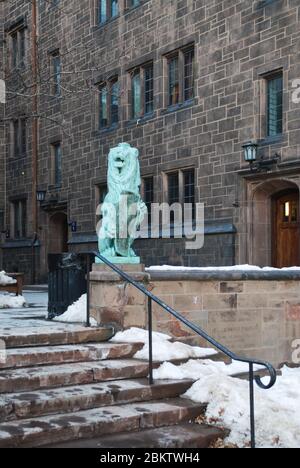 Memorial Quadrangle 242 Elm Street, New Haven, Connecticut 06510, Stati Uniti di James Gamble Rogers Foto Stock