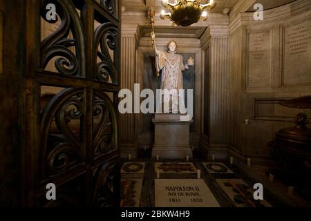 La tomba di Napoleone II, il klng di Roma nella cripta del Duomo dei Invalides Church.Hotel National des Invalides.Paris.France Foto Stock