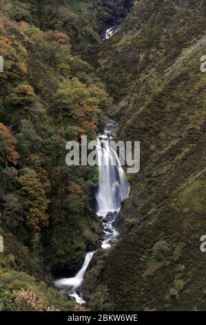 Le due cascate sotto Ffrwd Fawr. Foto Stock