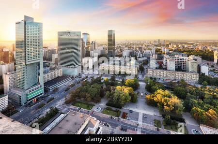 Panorama al tramonto di Varsavia, capitale della Polonia, Europa Foto Stock