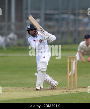 Anuj dal batte per Derbyshire II XI in una partita di campionato di 3 giorni contro il Lancashire a Belper Meadows CC 17 giugno 2019 Foto Stock