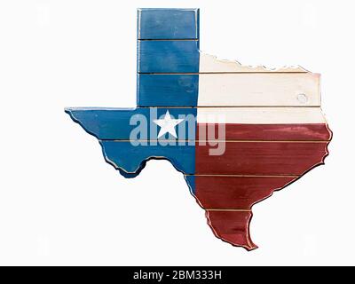 Mappa del Texas dipinta con bandiera texana su asse di legno. Lone star ha dichiarato mappa isolata su bianco, aspetto vintage. Foto Stock