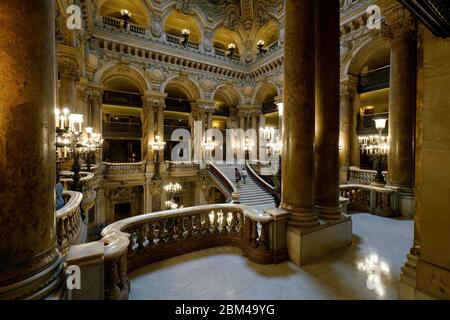 La grande scalinata del Palais Garnier Opera National de Paris Foto Stock