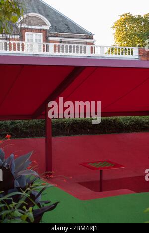 Summer Pavilion Serpentine Galleries Serpentine Pavilion 2010, Kensington Gardens, London, W2 3XA di Jean Nouvel Foto Stock