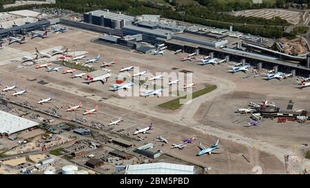 Veduta aerea dell'aeroporto internazionale di Manchester in condizioni di blocco nel maggio 2020 Foto Stock