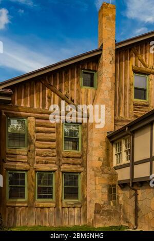 Dettagli del Fuller Lodge, parte della Los Alamos Ranch School di Los Alamos, che era una sede per il progetto Manhattan della seconda guerra mondiale, che bir Foto Stock