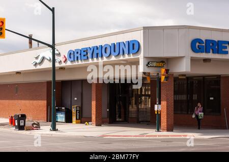 Londra, Canada - 7 maggio 2020. Greyhound Canada ha annunciato oggi che cesserà temporaneamente le operazioni in tutto il Canada con 400 licenziamenti. Foto Stock