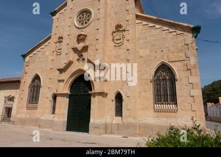 Facciata della vecchia chiesa Foto Stock