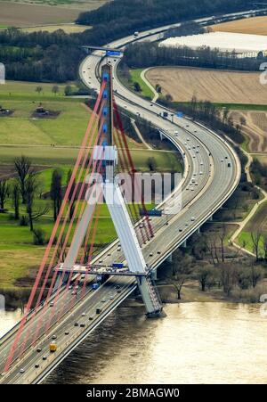 , Ponte Fleher della A46 sul fiume Reno a Dusseldorf, 13.03.2017, vista aerea, Germania, Reno-Westfalia settentrionale, Reno inferiore, Dusseldorf Foto Stock