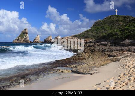 Guadeloupe spiaggia paesaggio. Anse des Chateaux spiaggia di sabbia vista panoramica. Foto Stock