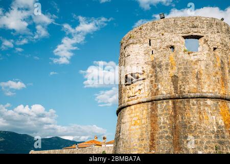 Budva Cittadella fortezza città muro a Budva, Montenegro Foto Stock