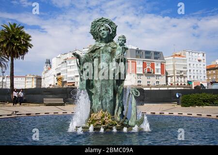 Fontana sul Paseo Maritimo, la Coruna City, Galizia, Europa Foto Stock