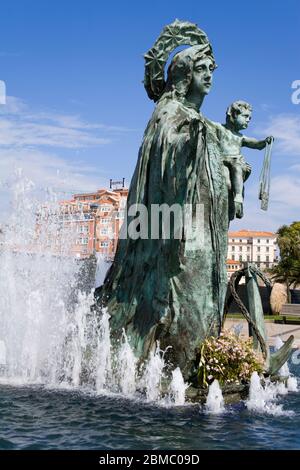 Fontana sul Paseo Maritimo, la Coruna City, Galizia, Europa Foto Stock