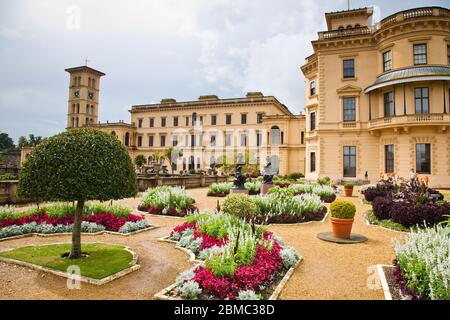 Vista della parte posteriore di Osborne House nell'Isola di Wight in Inghilterra Foto Stock