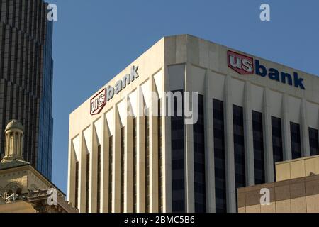 Primo piano di un grattacielo per uffici della California con il logo della US Bank, nel Financial District di San Francisco, California, visto l'8 febbraio 2020. Foto Stock