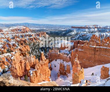 Anfiteatro di Bryce dal Rim Trail a Sunset Point, Bryce Canyon National Park, Utah, USA Foto Stock