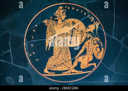 Ceramica greca del V secolo a.C. esposta al Louvre di Parigi Foto Stock