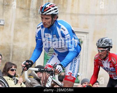 Michele Scarponi di Androni Giocattoli - Serramenti PVC Diquigiovanni durante la gara di Tirreno - Adriatico 2010,Stage 6 ciclistica,Montecosaro - Macerata(134Km) il 15 Marzo 2010 a Macerata Italie - Photo Laurent Lairys / DPPI Foto Stock