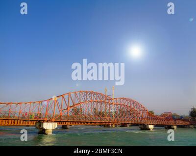 Har ki paudi piedi sul ponte haridwar, Uttarakhand, India Foto Stock