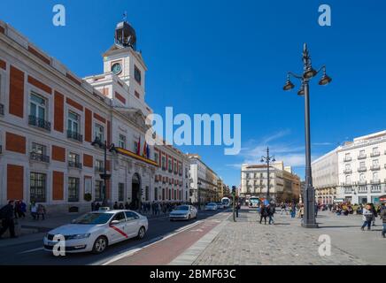 Vista di Real Casa de Correos a Puerta del Sol, Madrid, Spagna, Europa Foto Stock