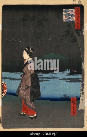 [ 1850 Giappone - Geisha di notte ] - UNA geisha che porta una lanterna di carta cammina lungo il canale Sanyabori, che collegava il centro di Asakusa e il quartiere a luci rosse di Yoshiwara, a Edo (attuale Tokyo) durante la notte, 1857 (Ansei 4). Questa stampa in blocco di legno è l'immagine 34 in cento viste famose di Edo (名所江戸百景, Meisho Edo Hyakkei), una serie creata dall'artista ukiyoe Utagawa Hiroshige (歌川広重, 1797–1858). È una delle 42 scene primaverili della serie. Titolo: Notte Vista di Matsuchiyama e Sanyabori (真乳山山谷堀夜景, Matsuchiyama Sanyabori yakei) stampa in blocco di legno Ukiyoe vintage del XIX secolo. Foto Stock