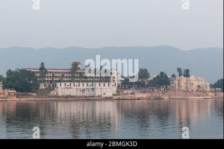 Vista panoramica sul lago Pushakar Foto Stock