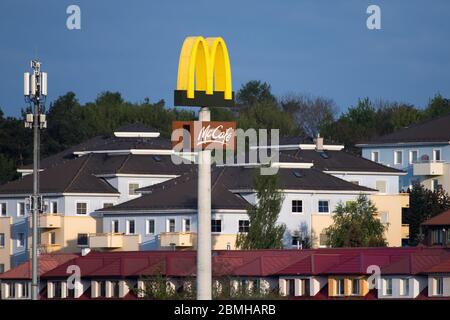 Stazione base ricetrasmittente a Gdansk, Polonia. 7 maggio 2020 © Wojciech Strozyk / Alamy Stock Photo *** Caption locale *** Foto Stock