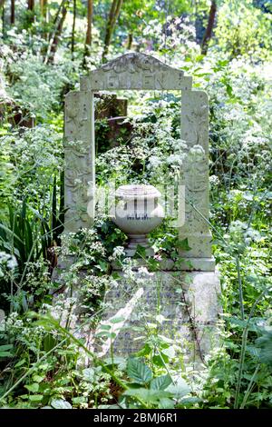 Tower Hamlets Cemetery Park, Londra, Regno Unito Foto Stock