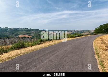 Paesaggio estivo vicino Meldola, Forli Cesena, Emilia Romagna, Italia Foto Stock