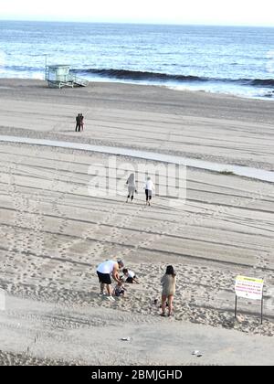 Vicino a spiagge vuote a Los Angeles durante l'epidemia di Corona Virus. Foto Stock