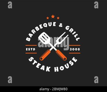 Logo barbecue e grill isolato su sfondo nero. Emblema vettoriale per ristorante barbecue o steak house. Illustrazione Vettoriale