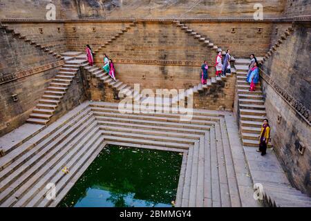 India, Gujarat, Kutch, Bhuj, RAM-Kund steppell Foto Stock