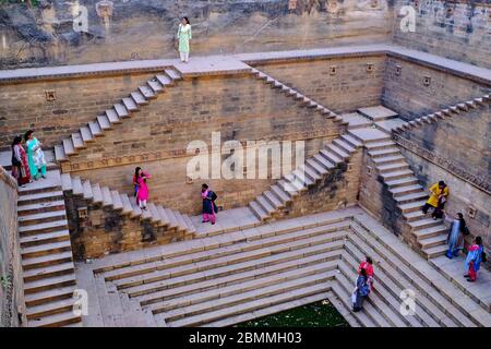 India, Gujarat, Kutch, Bhuj, RAM-Kund steppell Foto Stock