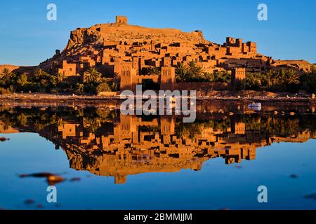 Maroc, Alto Atlante, Vallée du Dadès, Ksar d'Aït-ben-Haddou, classé Patrimoine Mondial de l'Unesco // Marocco, Alto Atlante, Valle del Dades, Ksar di Ait-ben Foto Stock