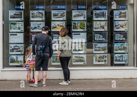 Londra, Regno Unito. 10 maggio 2020. Il giorno del grande annuncio dei governi sull'eventuale allentamento delle restrizioni. Il blocco continua per l'epidemia di Coronavirus (Covid 19) a Londra. Credit: Guy Bell/Alamy Live News Foto Stock