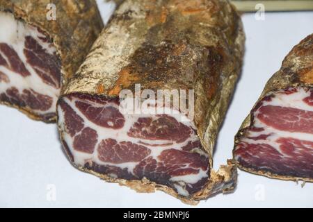 Italiano indurito a fette coppa con spezie. Il prosciutto crudo. Crudo o jamon. Foto Stock