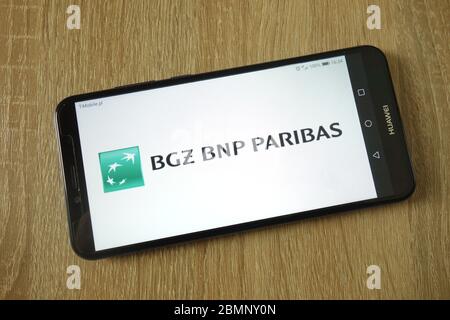 Logo BGZ BNP Paribas Bank visualizzato sullo smartphone Foto Stock