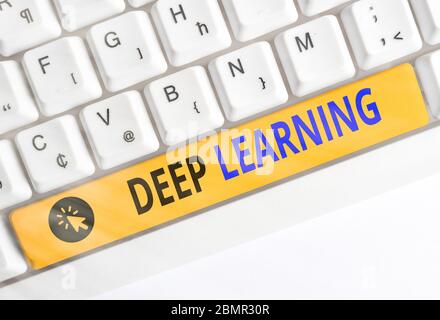 Scrittura manuale di testo scrittura Deep Learning. Astrazioni gerarchiche di foto concettuali algoritmo di intelligenza artificiale Foto Stock