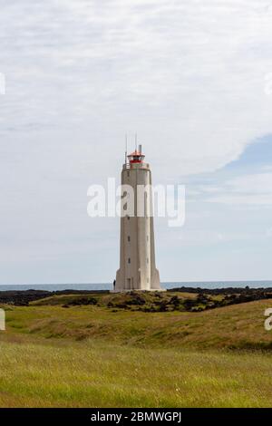 Il Faro di Malarrif, Snæfellsbær, Penisola di Snӕfellsnes, Islanda. Foto Stock