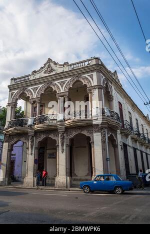 Edificio di fantasia inizio 20 ° secolo, Viale Simon Bolivar, quartiere Havana Centro, Havana, Cuba Foto Stock