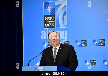 Il 4 aprile 2019, il Segretario di Stato americano Mike Pompeo ha rilasciato osservazioni durante una conferenza stampa presso il Ministero della NATO tenutasi presso il Dipartimento di Stato degli Stati Uniti a Washington, D.C. Foto Stock