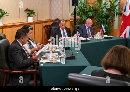 Il 26 settembre 2019, il Segretario di Stato americano Mike Pompeo partecipa ad un pranzo ministeriale P5 ospitato dalla Cina alla missione cinese presso le Nazioni Unite a New York, durante la 74a Assemblea generale delle Nazioni Unite. Foto Stock