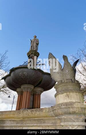 Market Place Fountain, Devizes, Wiltshire, monumento commemorativo britannico a T. H. Southeron Estcourt Foto Stock